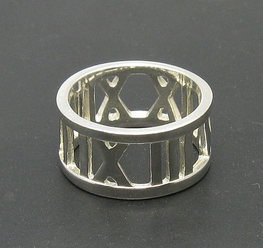 Silver ring - R000684