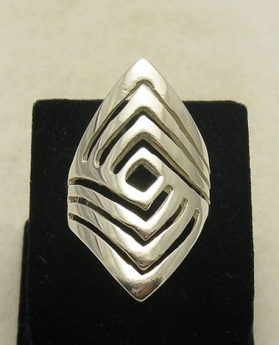 Silver ring - R000909