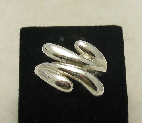 Silver ring - R000911