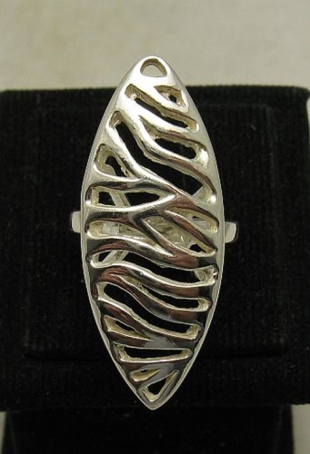 Сребърен пръстен - R001051