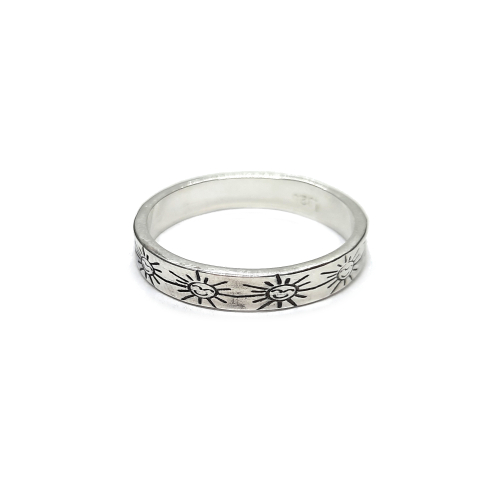 Silver ring - R002377