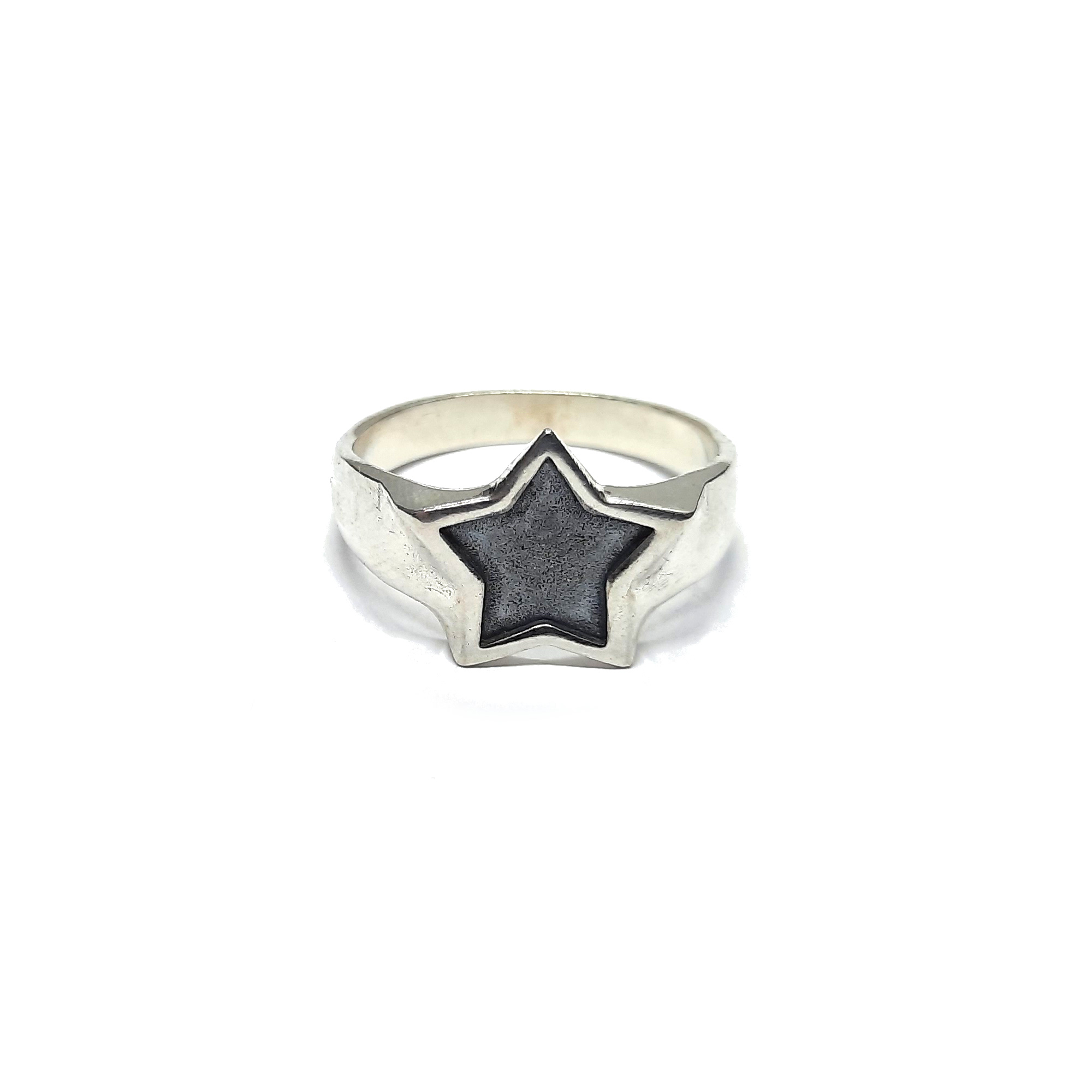 Silver ring - R002467